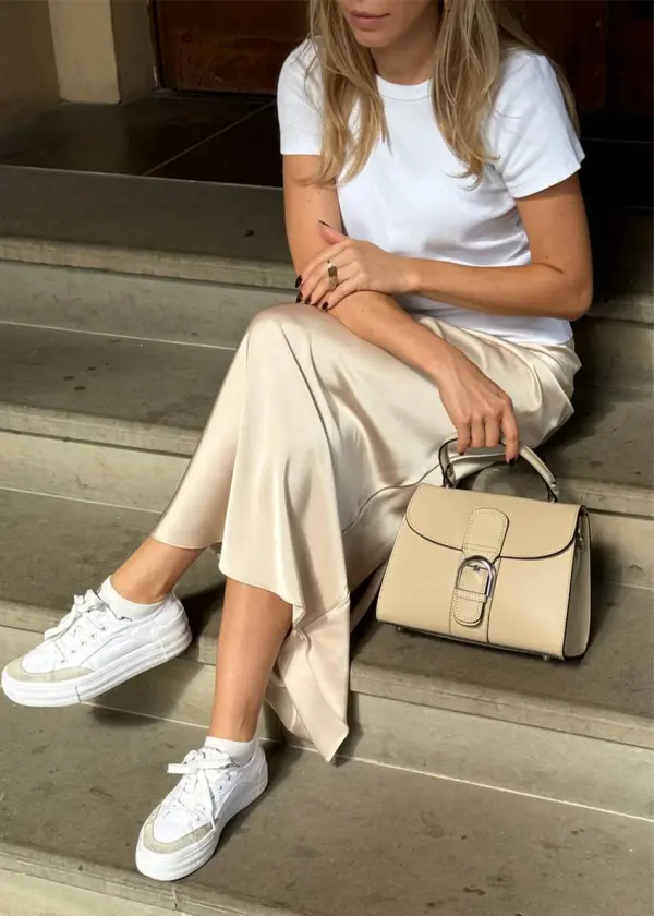 Сумка Bella Bertucci бежева